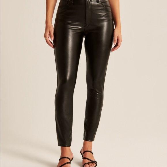Abercrombie & Fitch Pants - Abercrombie NWOT Curve Love Vegan Leather Skinny Pant